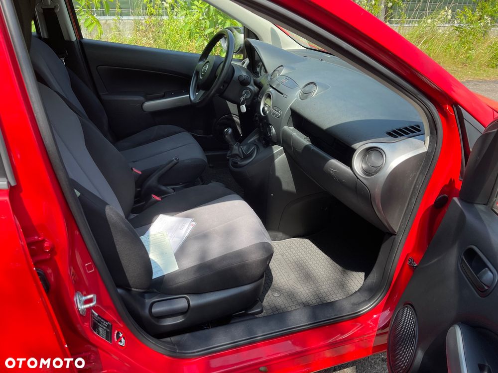 Mazda 2 - 11