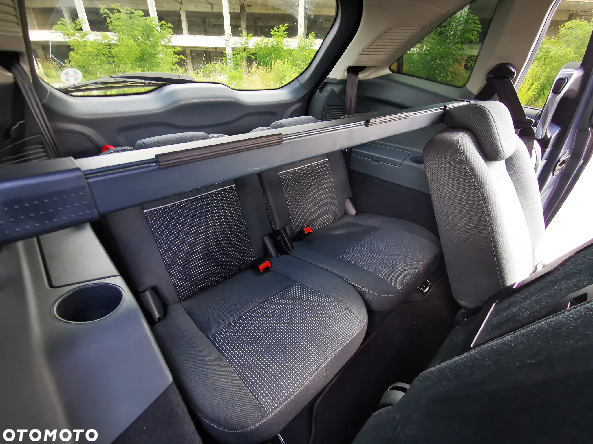 Ford Grand C-MAX 2.0 TDCi Champions Edition - 19