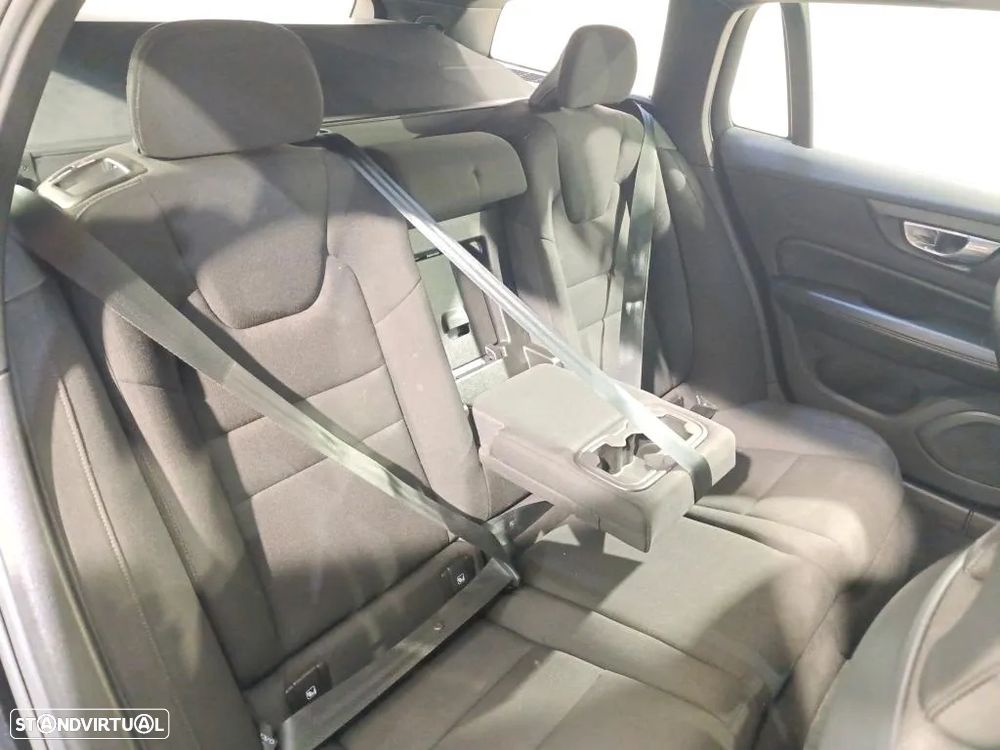 Volvo V60 2.0 T6 AWD TE Inscription Expression - 9