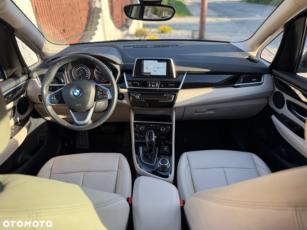 BMW Seria 2 218d Luxury Line sport - 14
