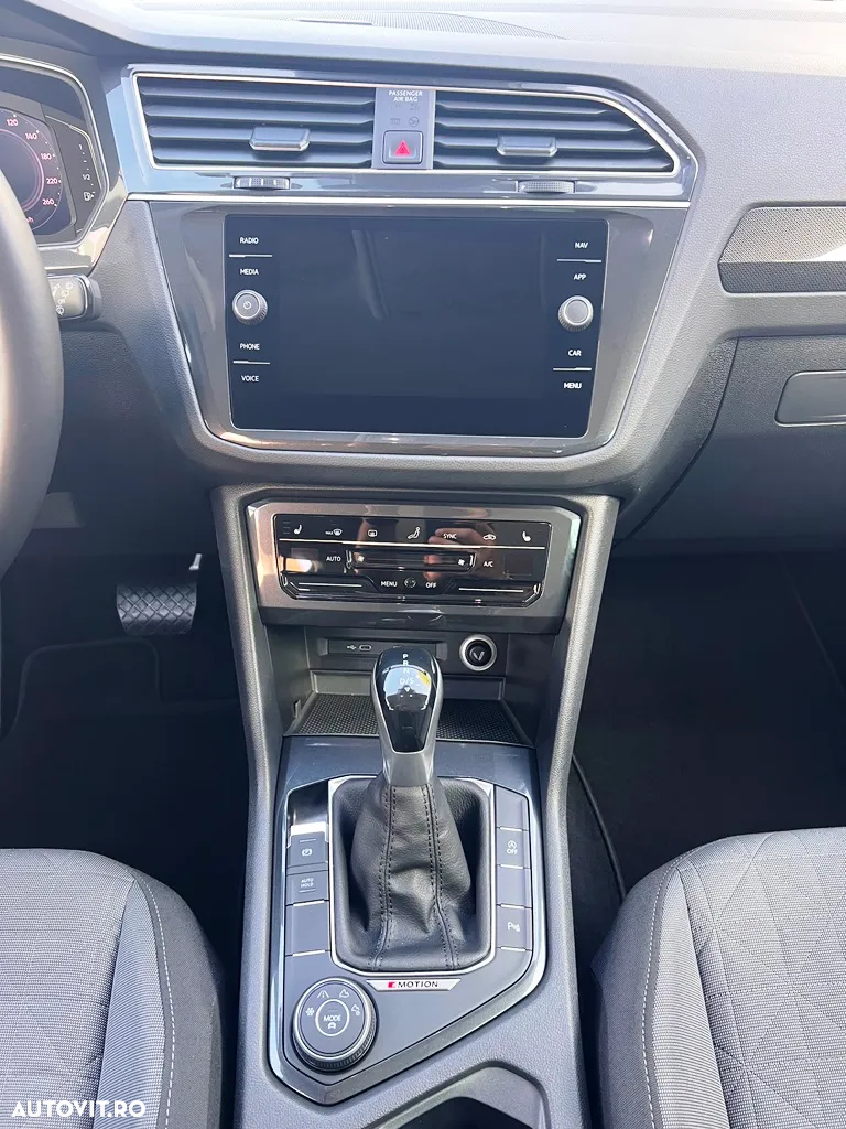 Volkswagen Tiguan 2.0 TDI 4Mot DSG Comfortline - 15