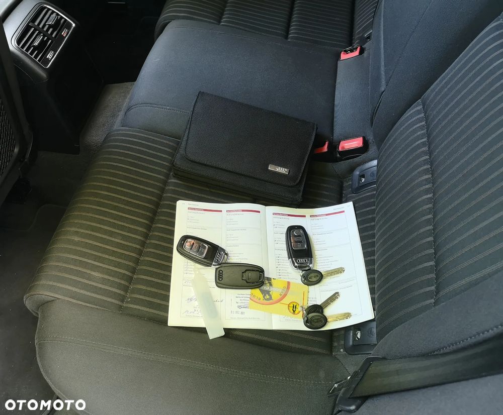 Audi A4 Avant 2.0 TDI - 17