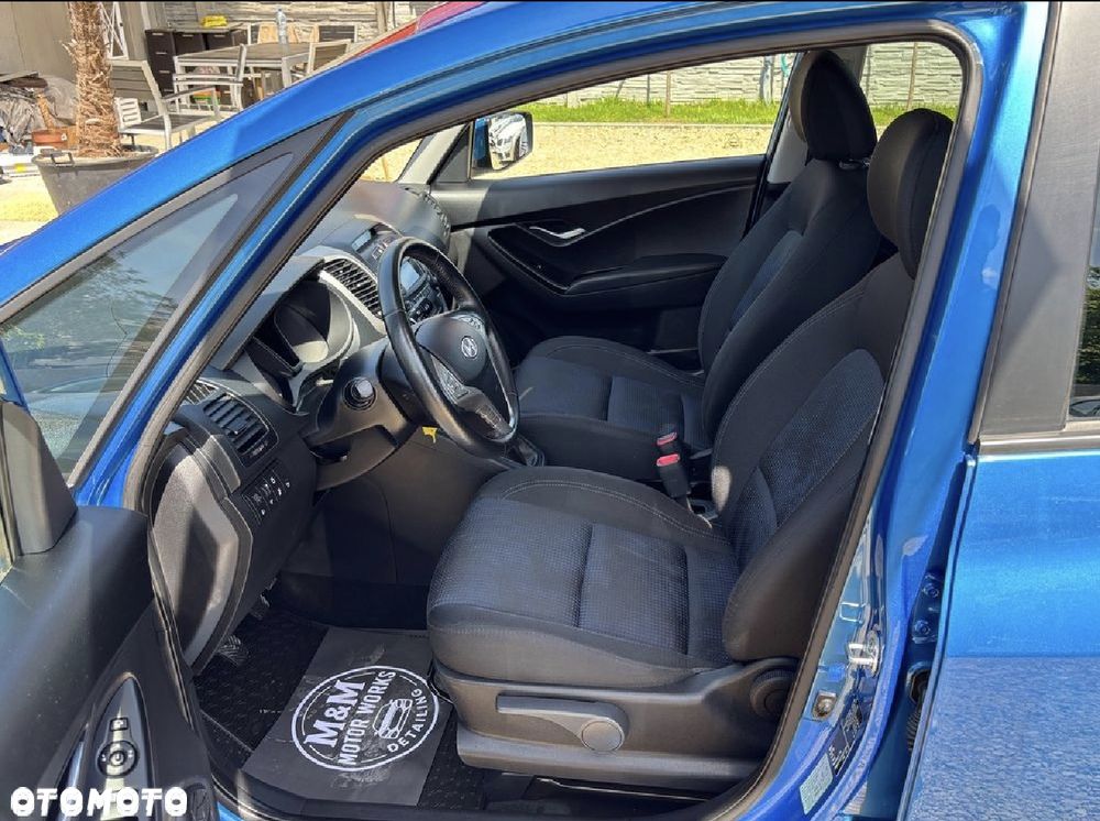 Hyundai ix20 1.4 blue - 15
