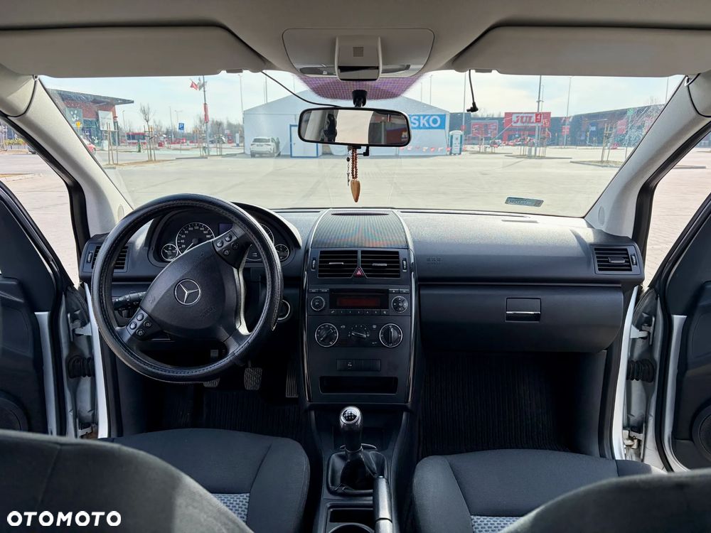 Mercedes-Benz Klasa A 170 Classic - 11