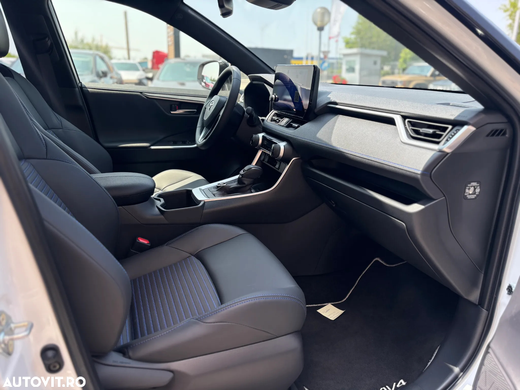 Toyota RAV4 2.5 Hybrid VVT-iE 4x4 Exclusive Bi-Tone - 14