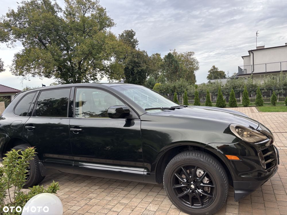 Porsche Cayenne - 2