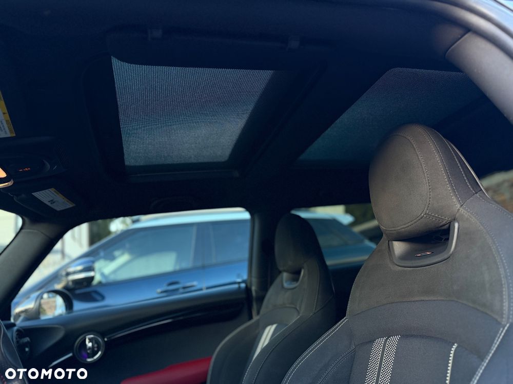 MINI John Cooper Works - 16