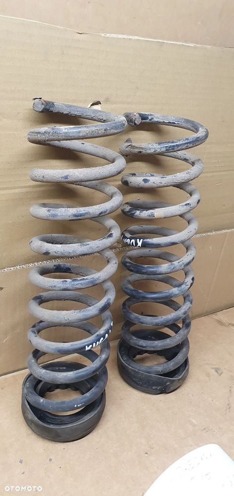 Sprężyny sprężyna tył tylne 2SZT Ford Kuga MK1 - 4