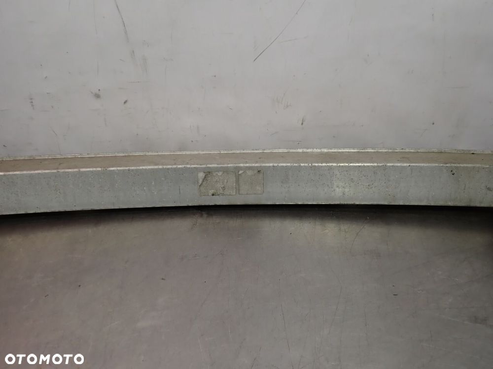 BELKA POD ZDERZAK TYLNY AUDI A3 8P - 7