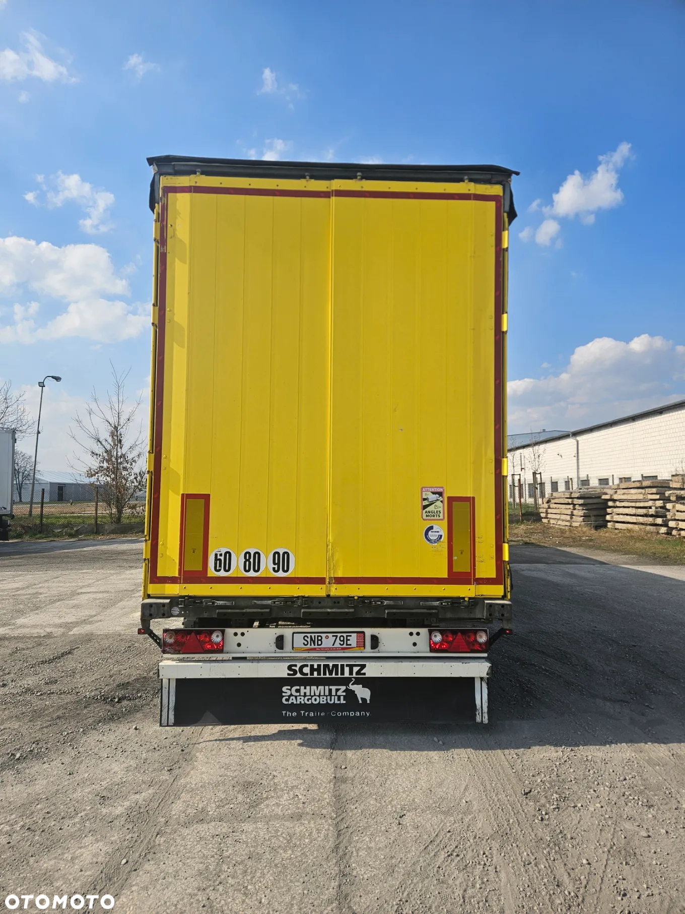 Schmitz Cargobull Varios super stan nowy dach - 7