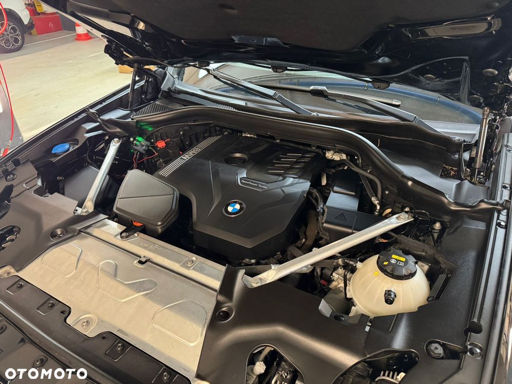 BMW X4 xDrive20i xLine sport - 13