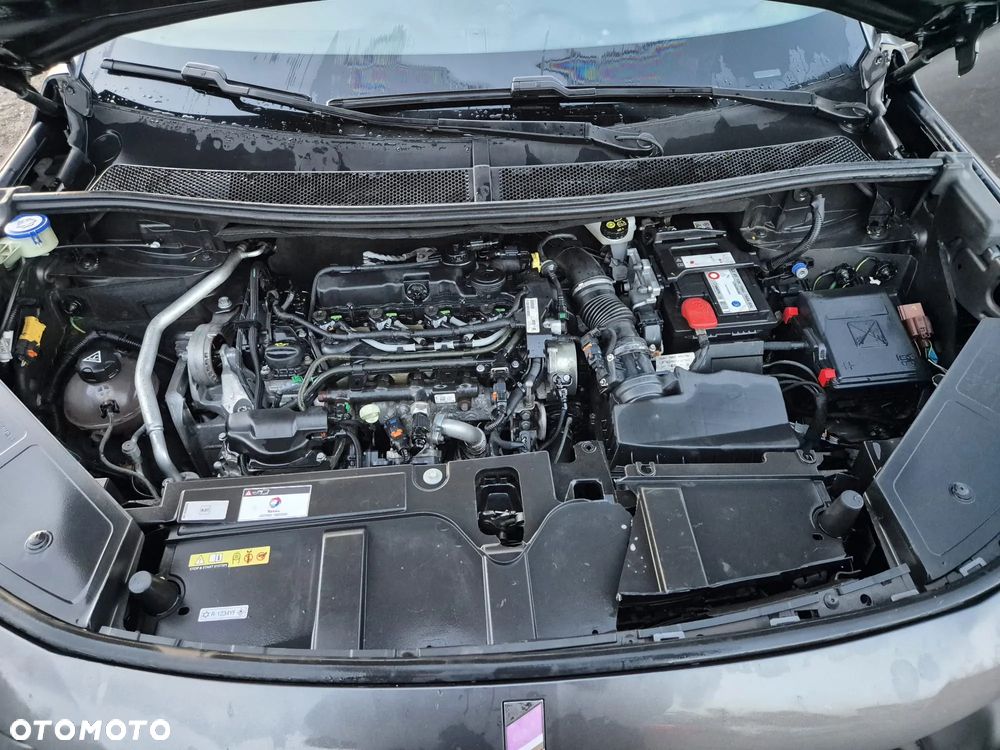 Citroën DS7 Crossback BlueHDI 180 PERFORMANCE LINE - 29