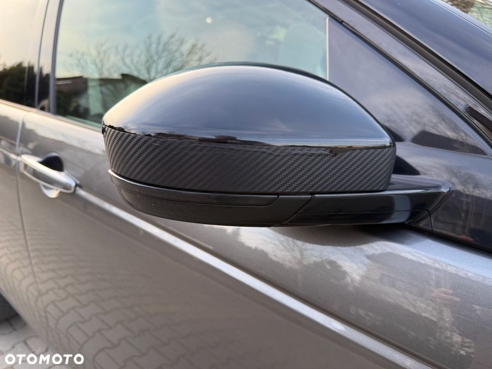 Land Rover Discovery Sport 2.0 Si4 HSE Luxury - 20