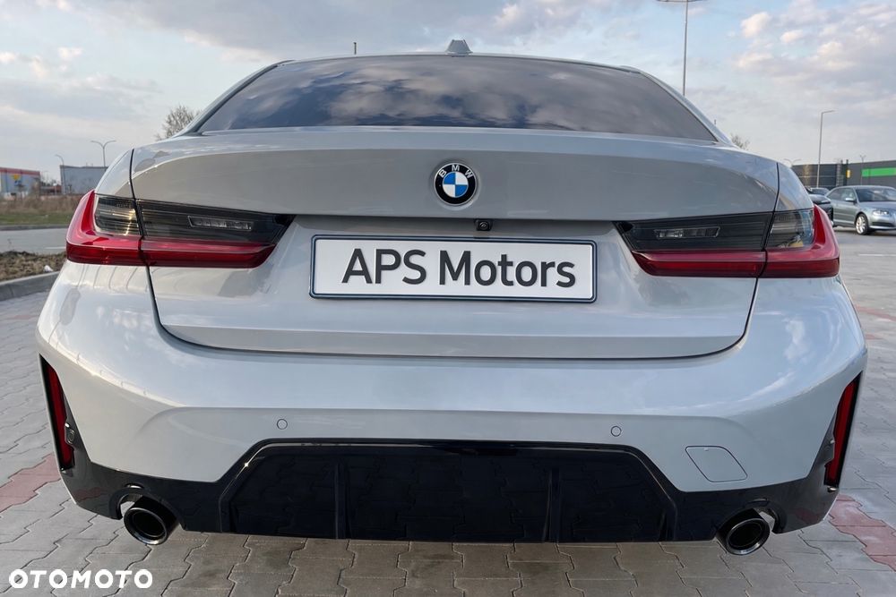 BMW Seria 3 318i M Sport - 5