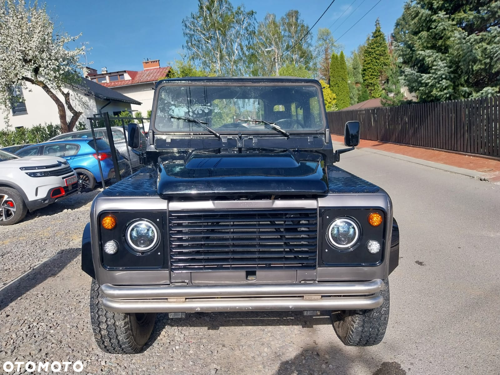 Land Rover Defender - 3