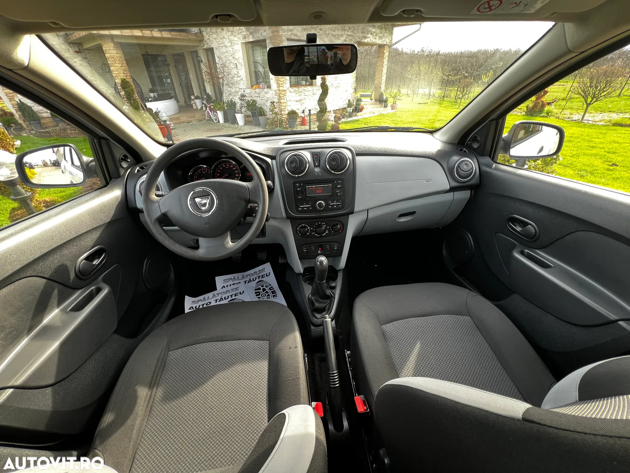 Dacia Sandero 1.2 16V - 23