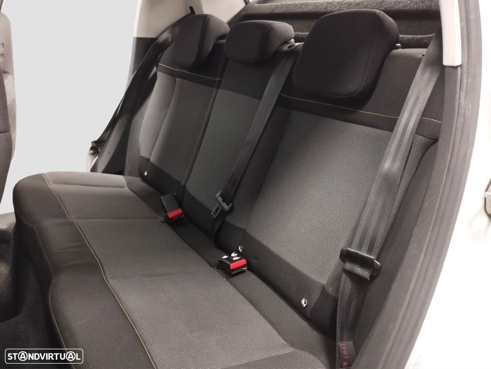 Citroën C3 1.2 PureTech Shine - 7