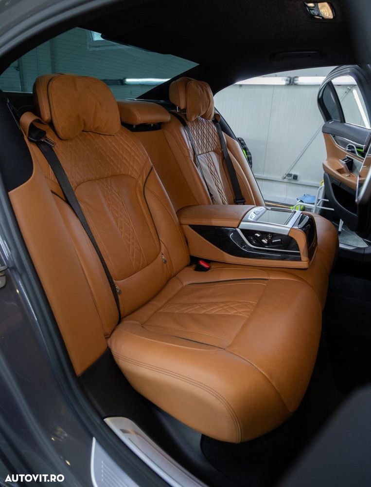 BMW Seria 7 - 13