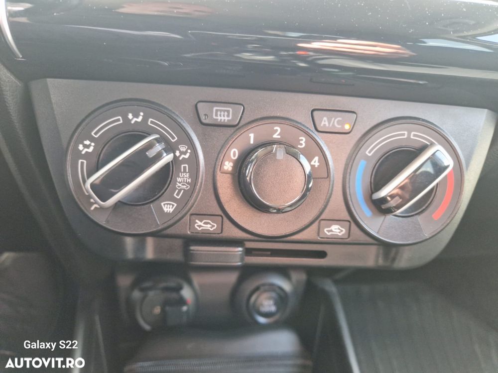 Suzuki Swift 1.2 Dualjet 12V MHEV Passion - 17
