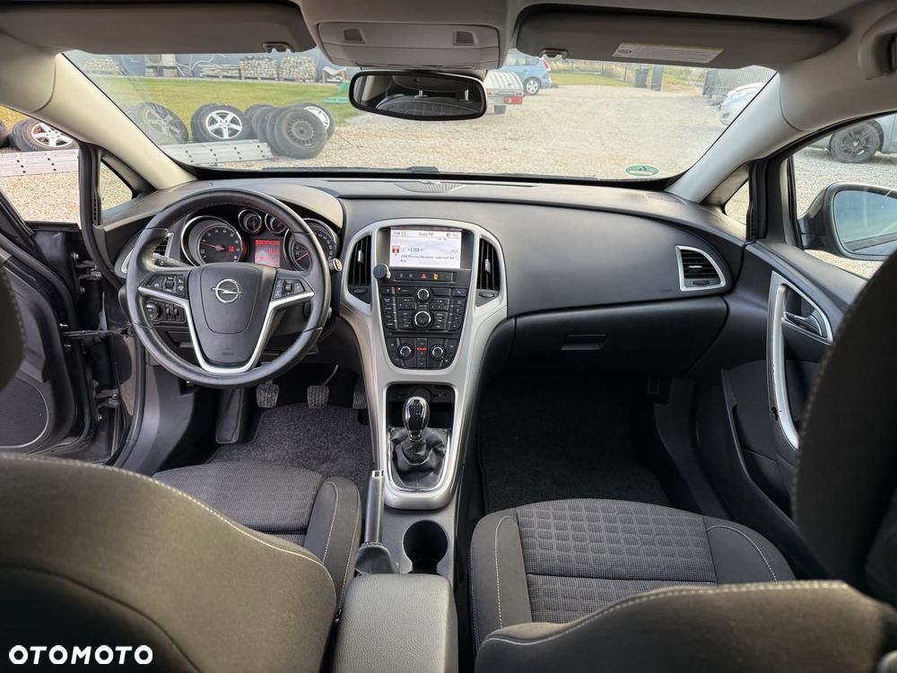 Opel Astra 1.4 Turbo - 23