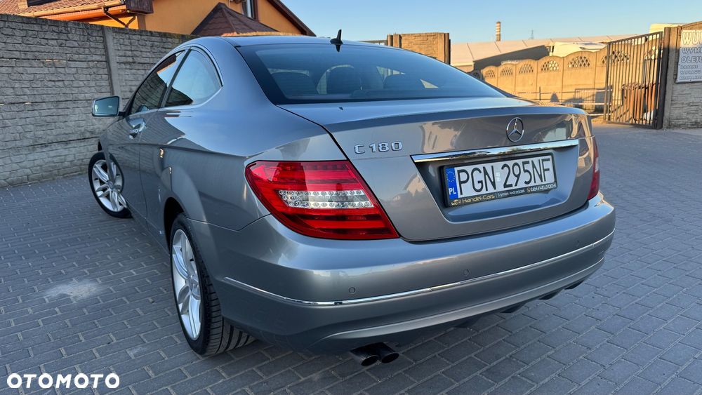 Mercedes-Benz Klasa C 180 BlueEFFICIENCY - 11