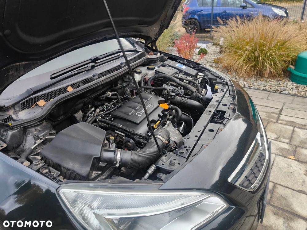 Opel Astra 1.4 Turbo 150 Jahre - 26