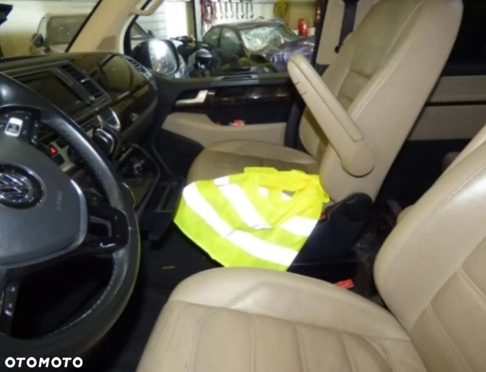 Volkswagen Multivan 2.0 TDI L1 Highline DSG - 5