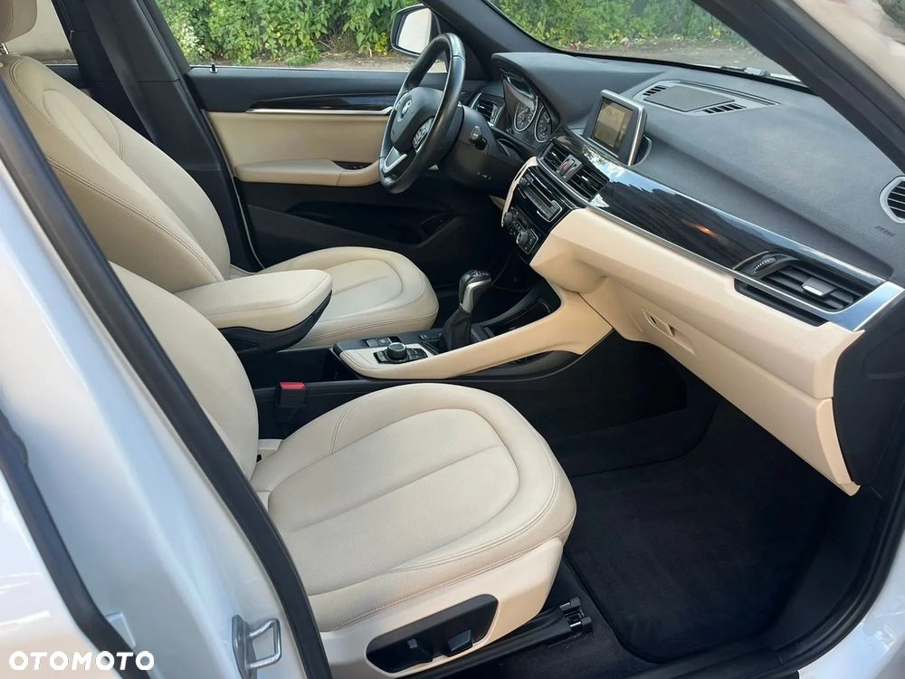 BMW X1 - 18