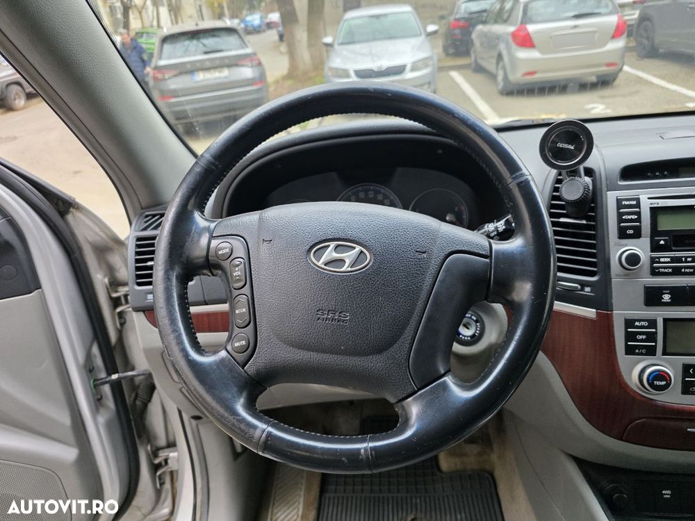 Hyundai Santa Fe 2.2 DSL VGT 5 SEATS 4WD - 10