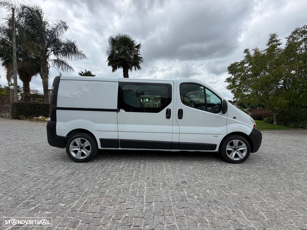 Opel Vivaro 1.9 Di L2 H1 - 18