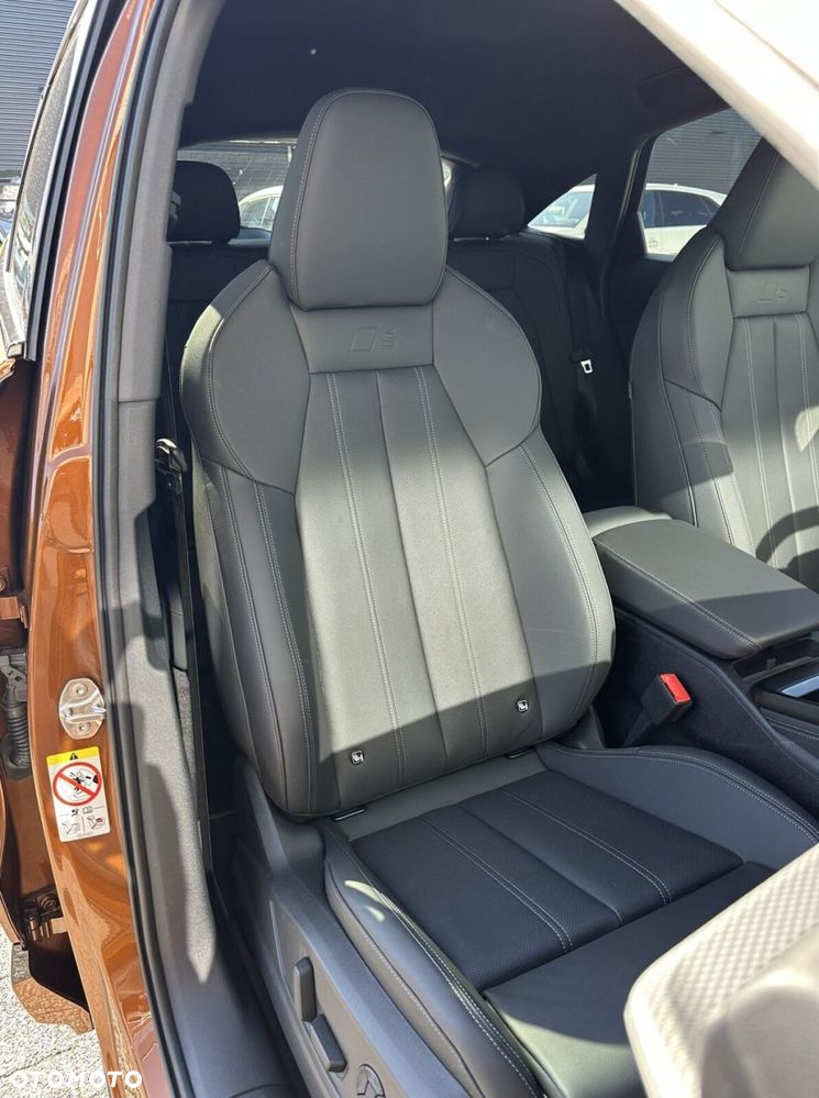 Audi Q5 Sportback - 28