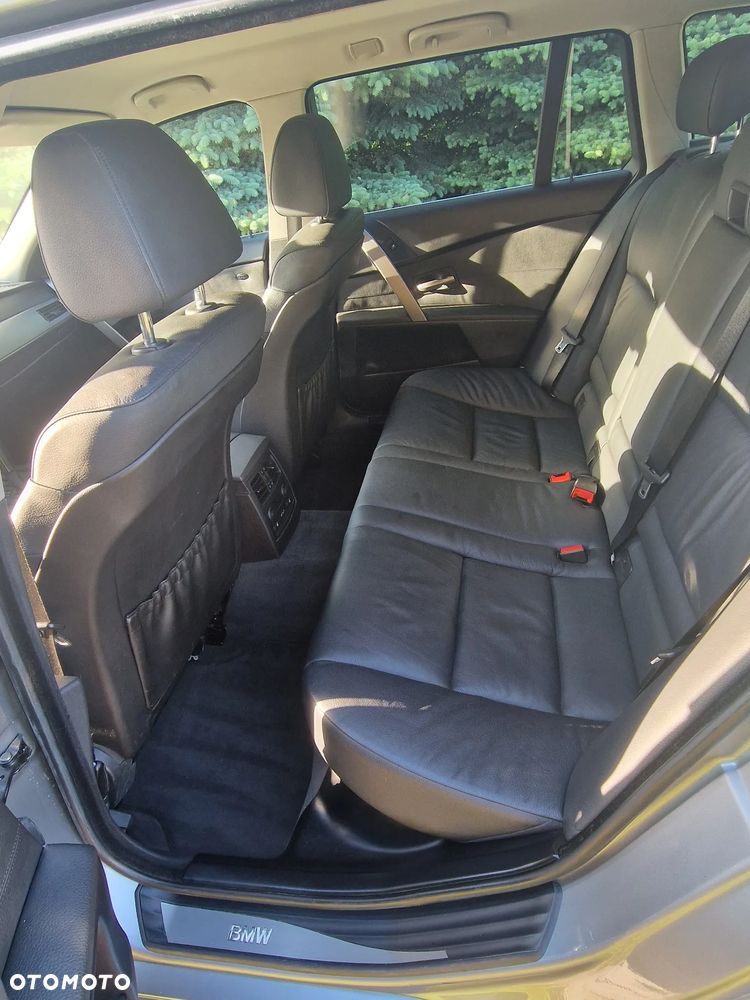 BMW Seria 5 525xi - 20
