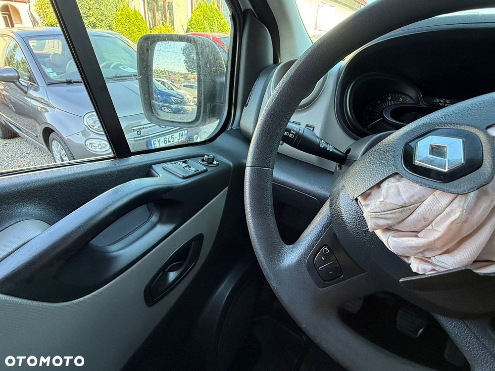 Renault Trafic - 14