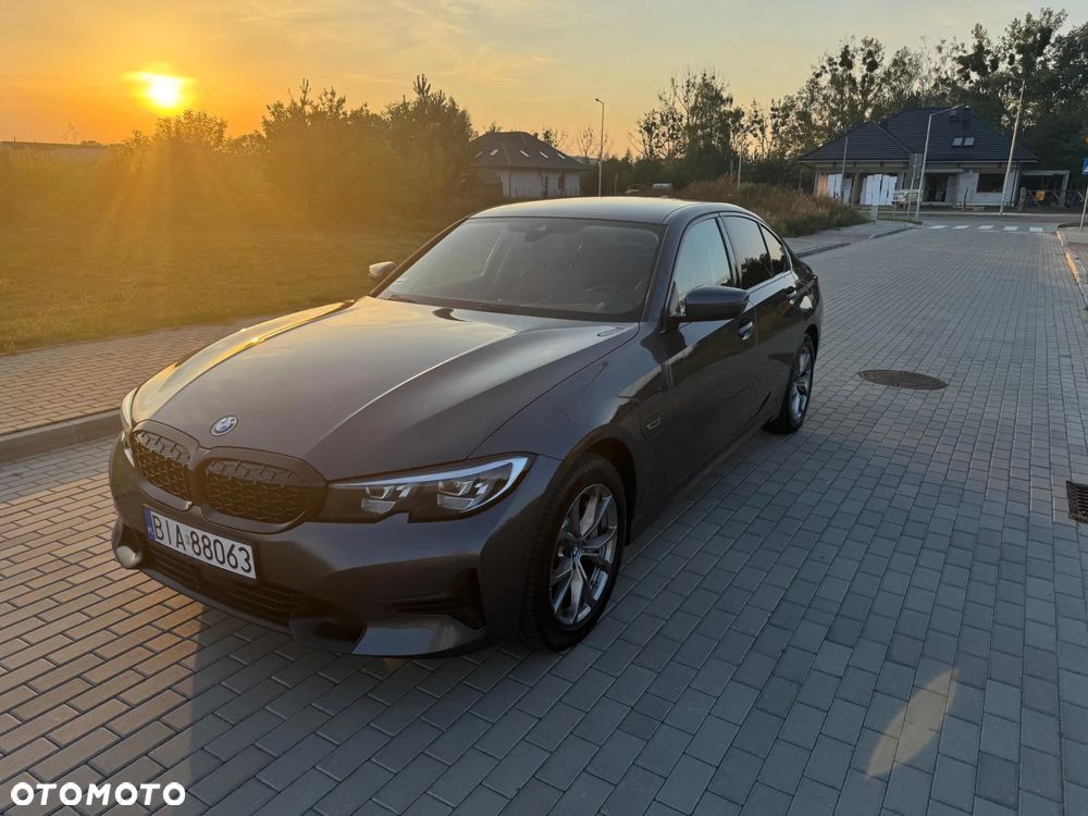 BMW Seria 3 330e PHEV xDrive - 2