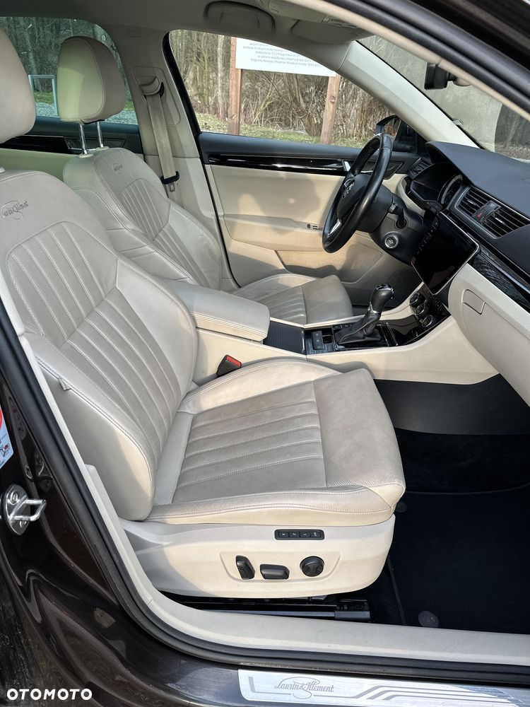 Skoda Superb 2.0 TDI 4x4 L&K DSG - 12