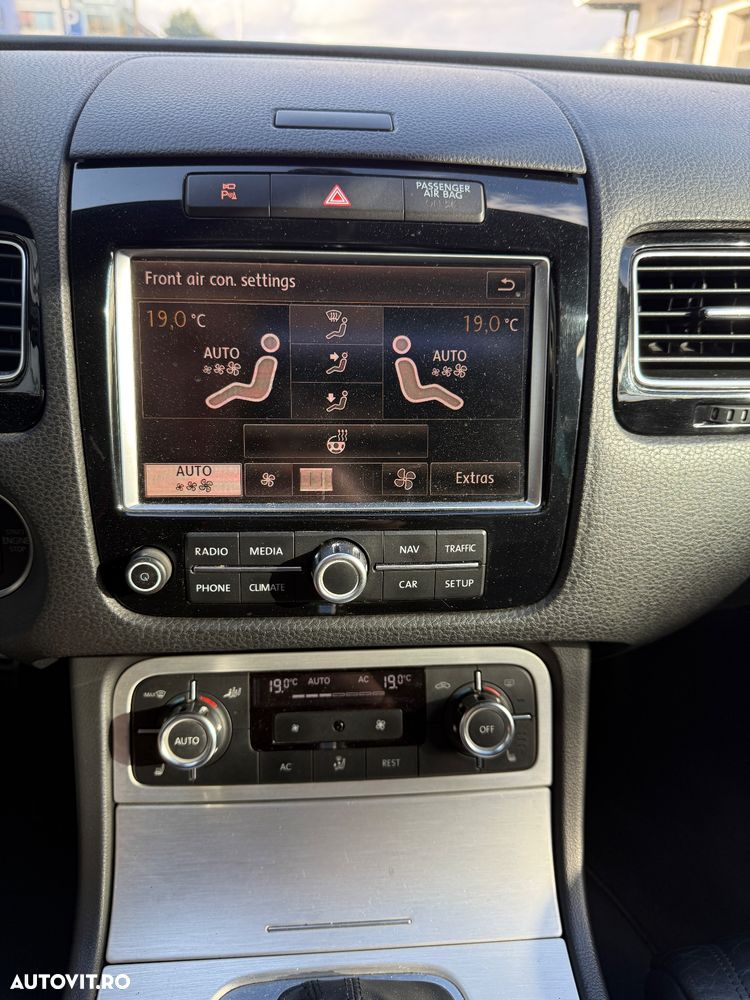 Volkswagen Touareg - 14