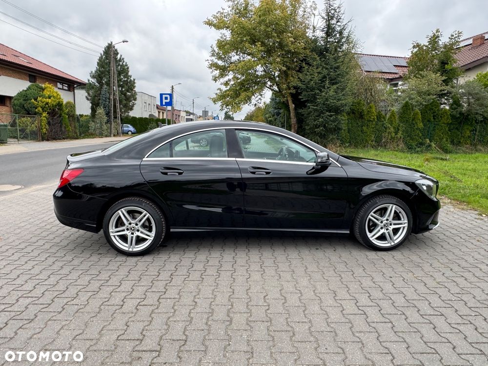 Mercedes-Benz CLA 180 7G-DCT - 8