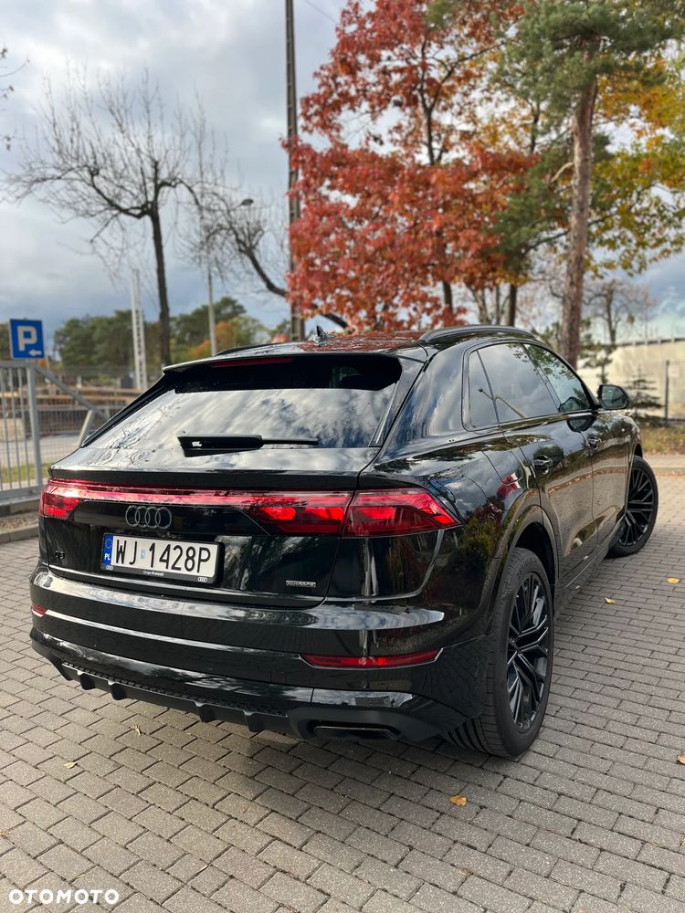 Audi Q8 - 9