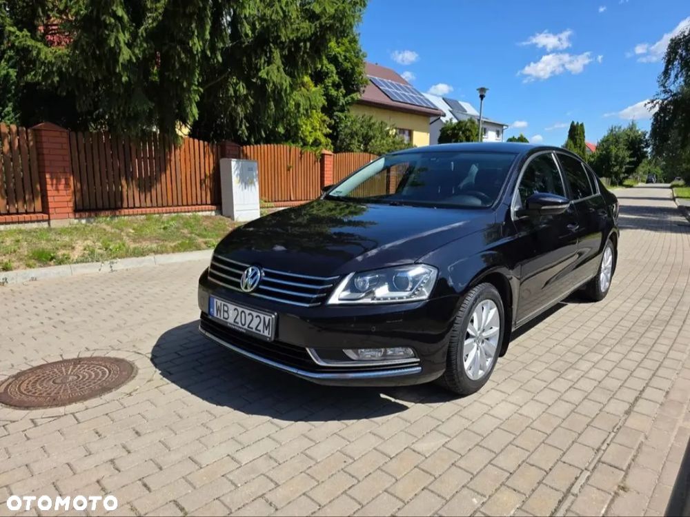 Volkswagen Passat 2.0 TDI Comfortline - 8