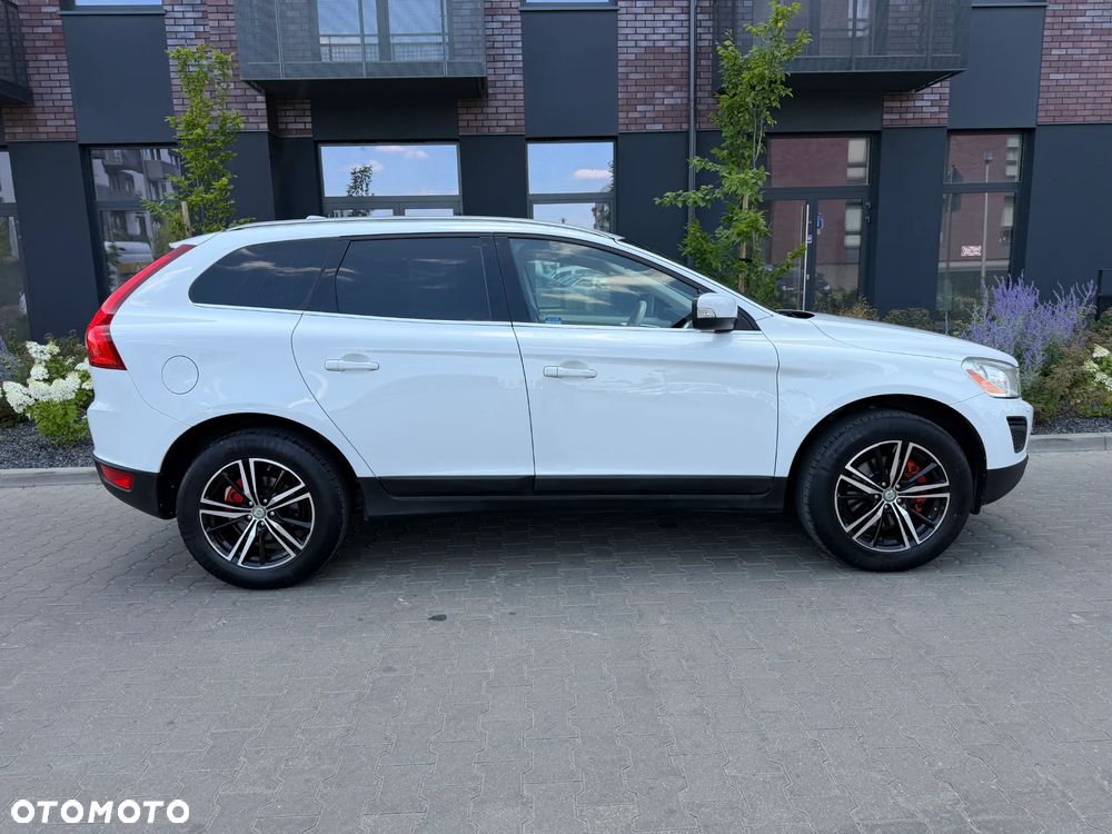 Volvo XC 60 D4 Geartronic Summum - 12