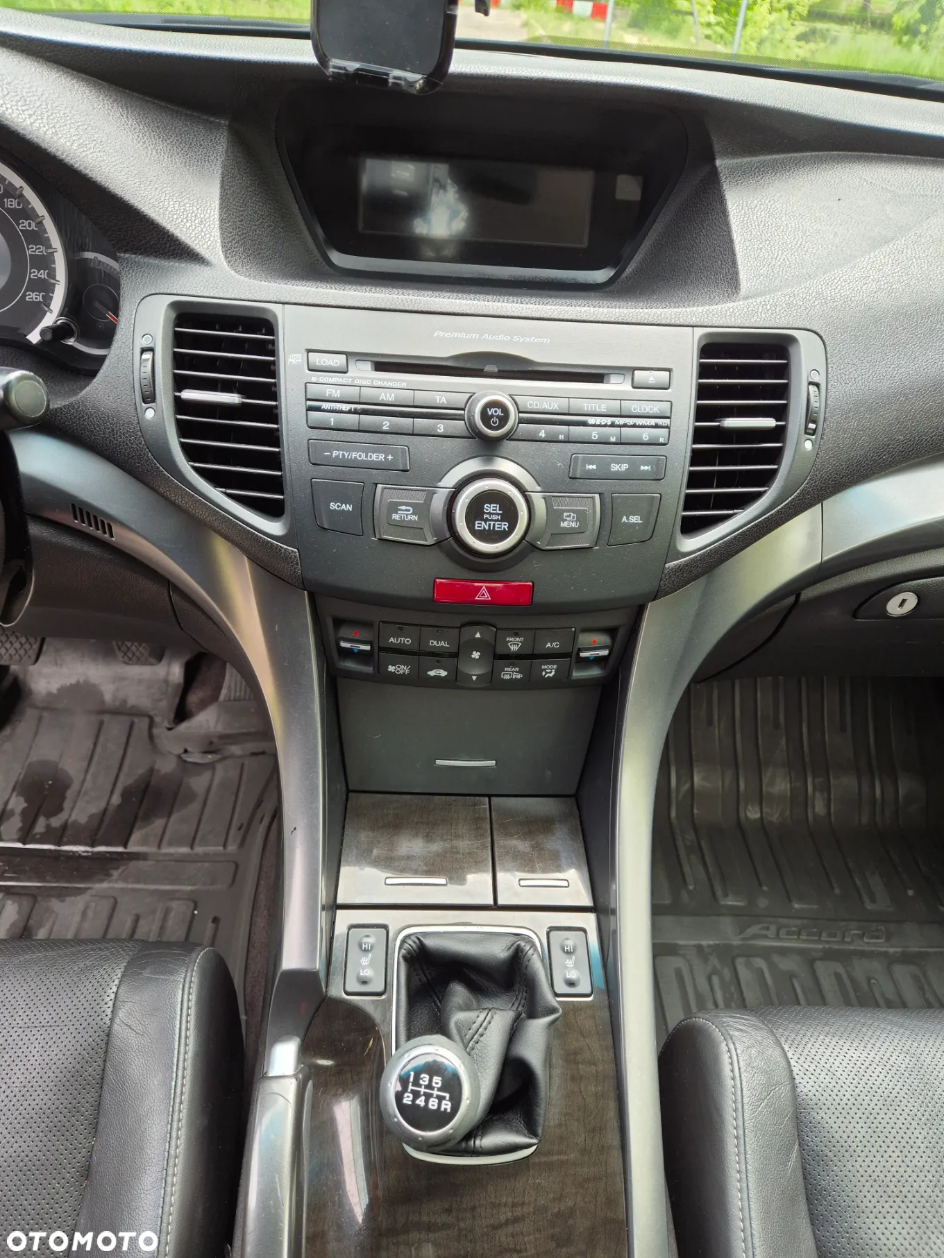 Honda Accord 2.4 Executive - 12