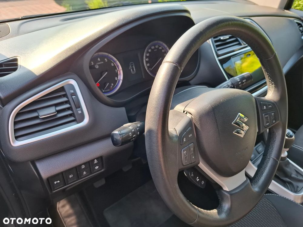 Suzuki SX4 S-Cross 1.4 Boosterjet Allgrip Comfort+ - 19