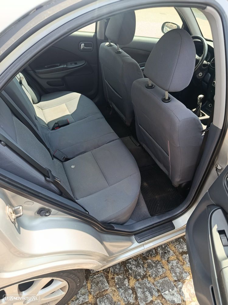 Nissan Almera 1.5 Visia AC ABS - 15