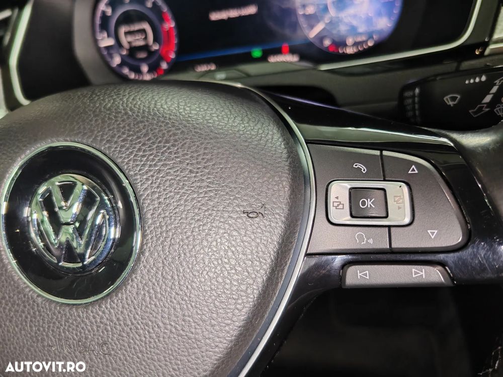 Volkswagen Passat Alltrack 2.0 TDI SCR 4Motion DSG (BMT) - 25