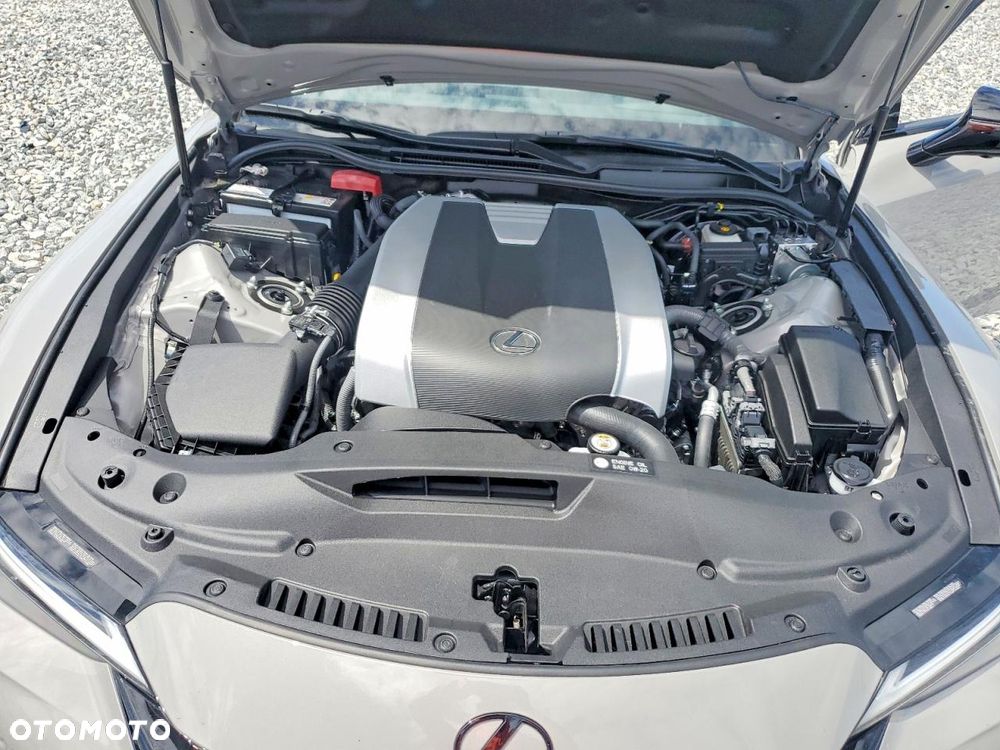 Lexus IS F SPORT - 9