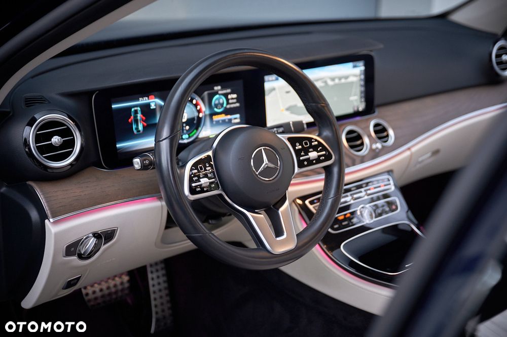 Mercedes-Benz Klasa E 350 9G-TRONIC Avantgarde - 26