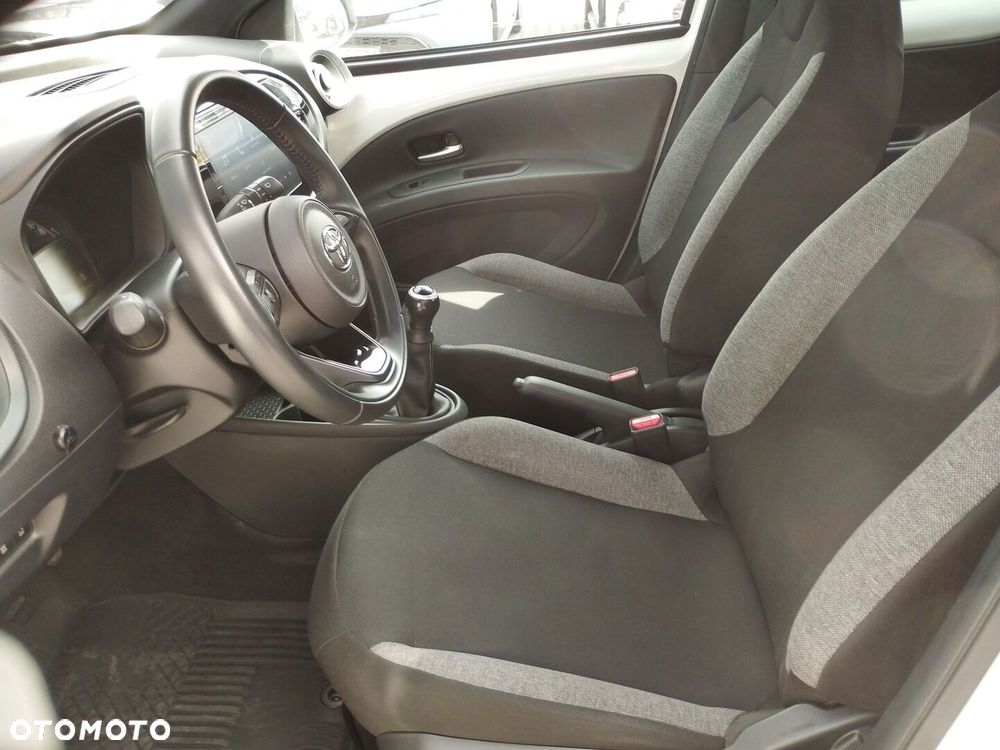 Toyota Aygo X - 15