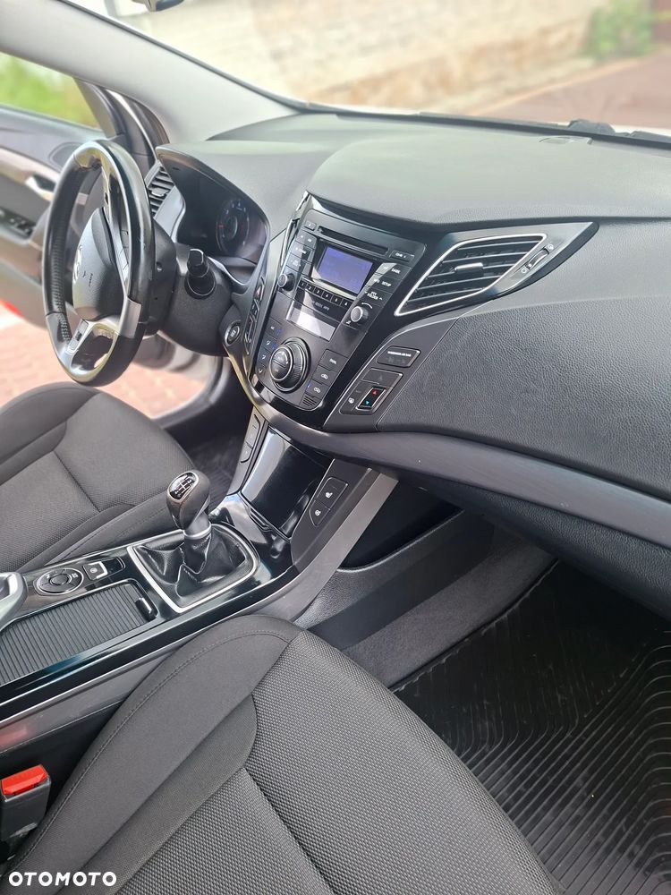 Hyundai i40 - 12