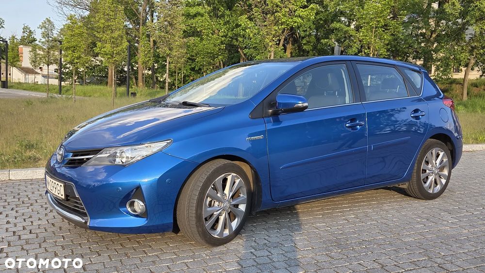 Toyota Auris 1.8 HSD Luna - 11