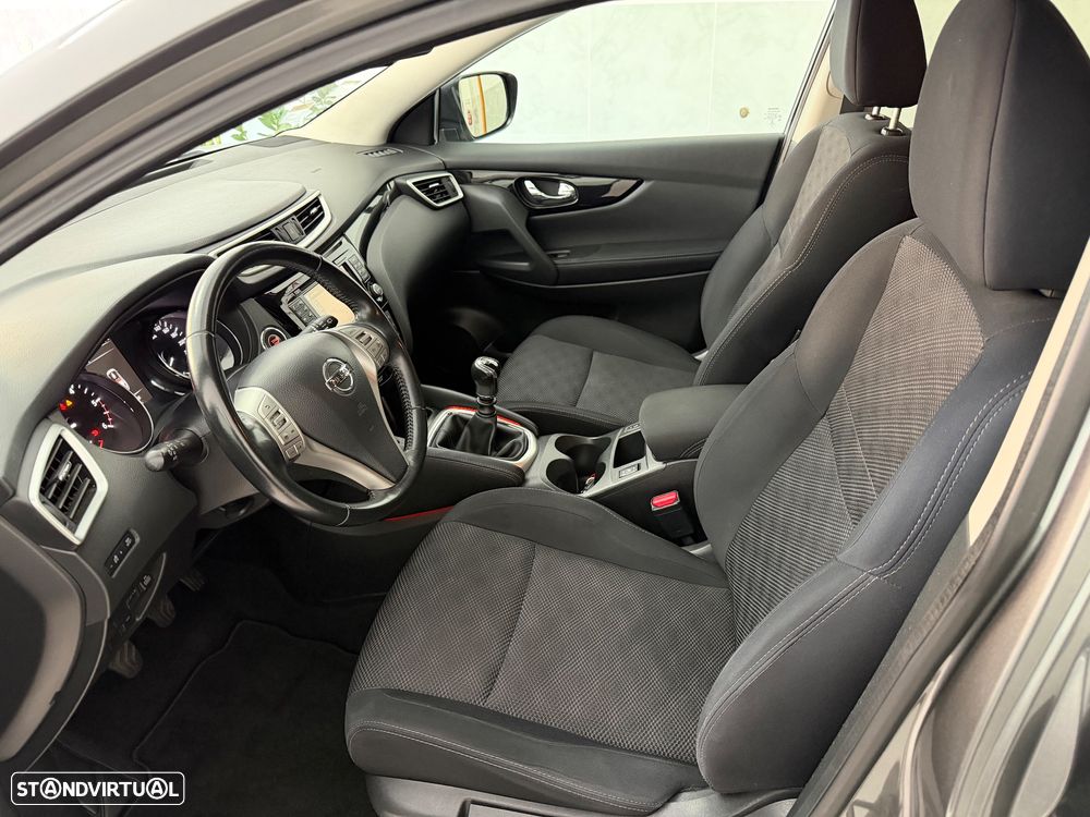 Nissan Qashqai 1.6 dCi ALL-MODE 4x4i N-Connecta - 10